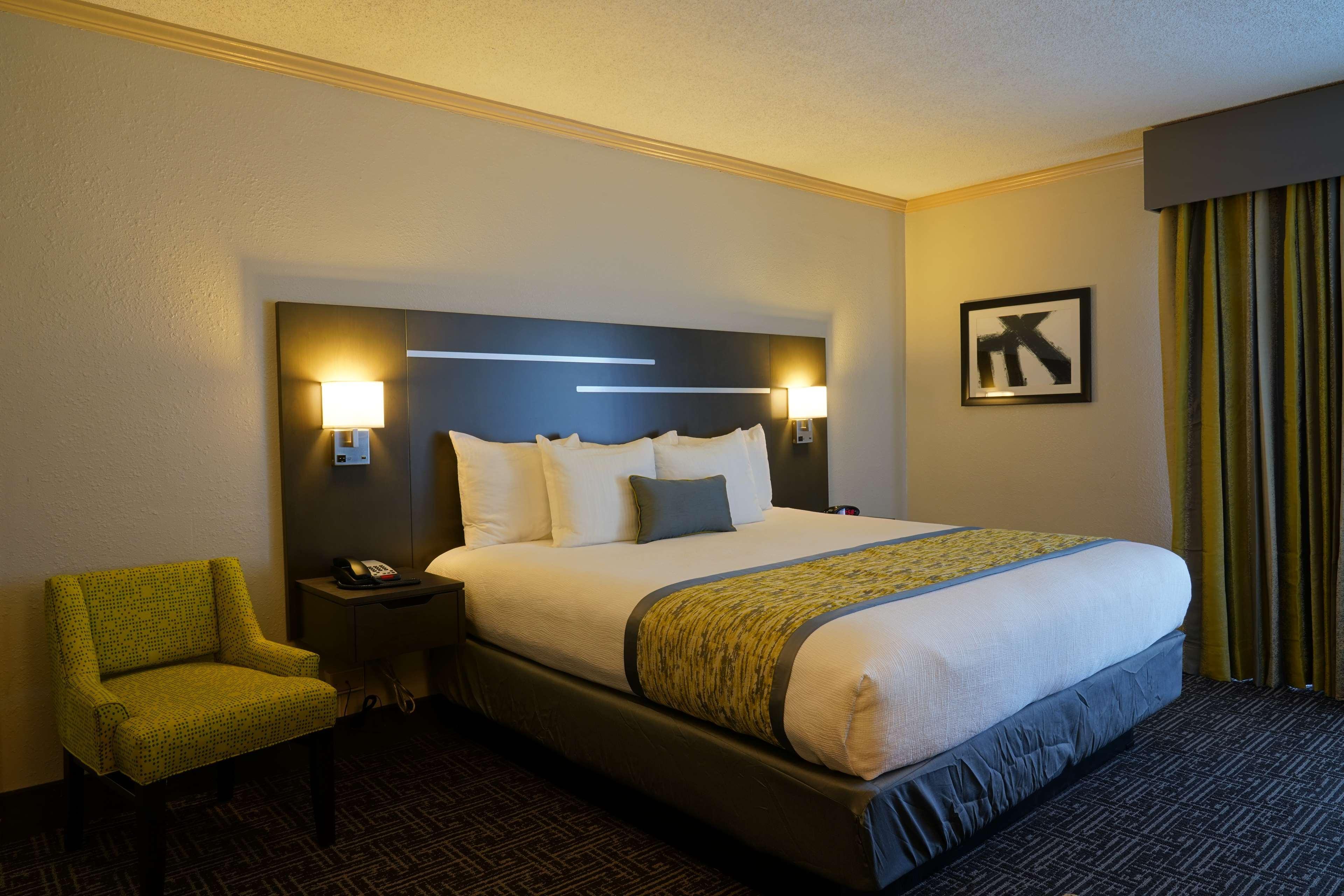 Best Western Plus Morristown Conference Center Exterior foto
