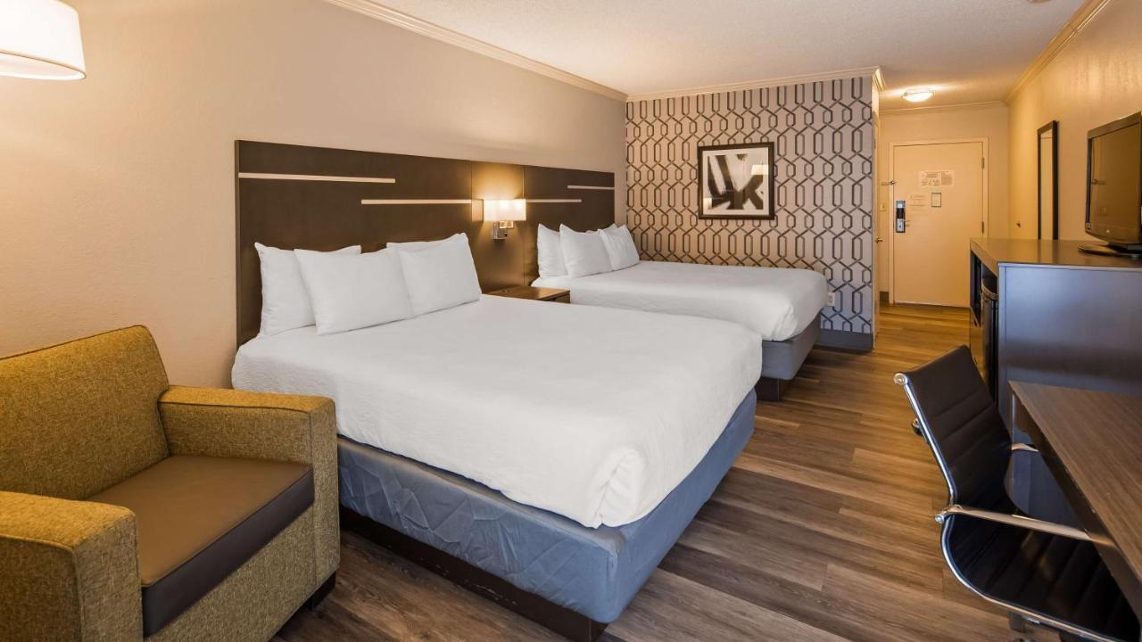Best Western Plus Morristown Conference Center Exterior foto