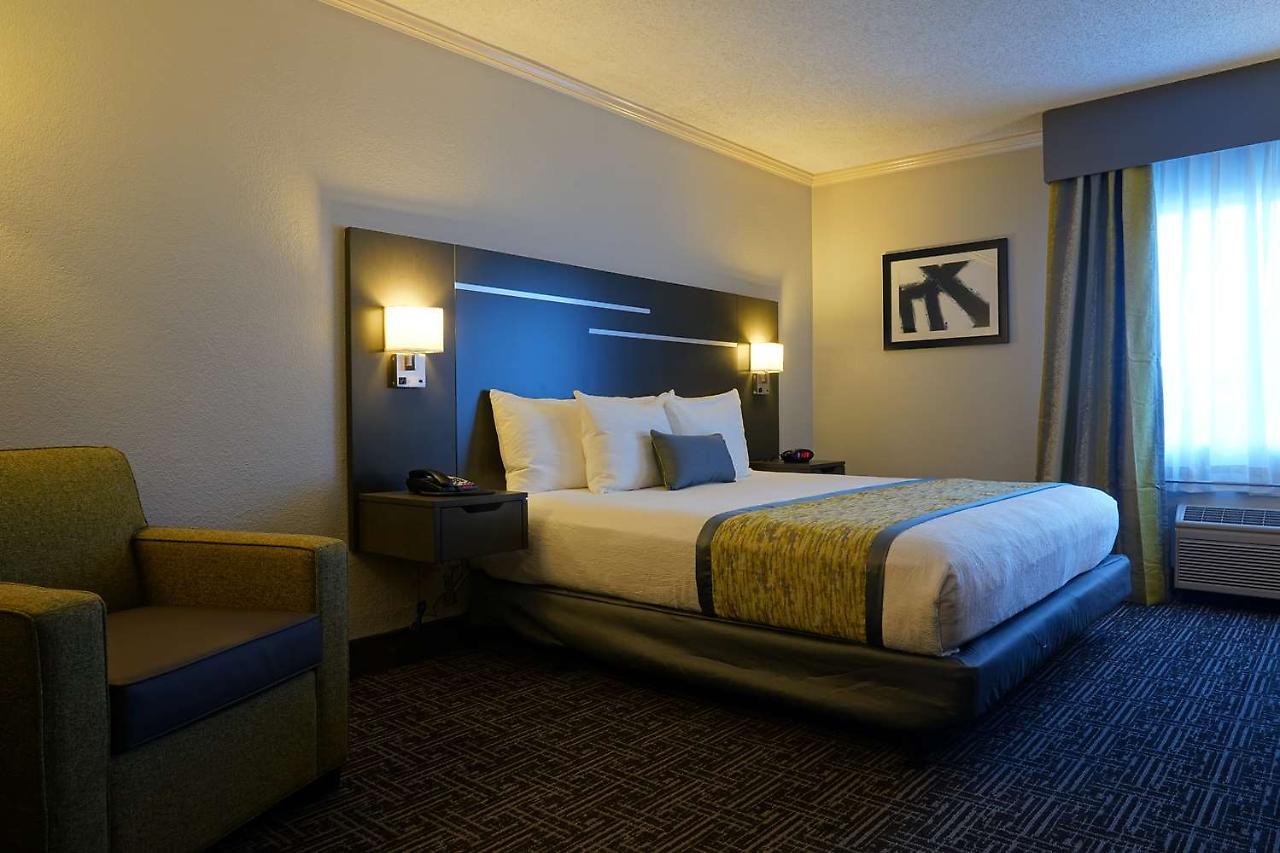 Best Western Plus Morristown Conference Center Exterior foto
